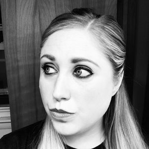 Meet your Posher, Courtney